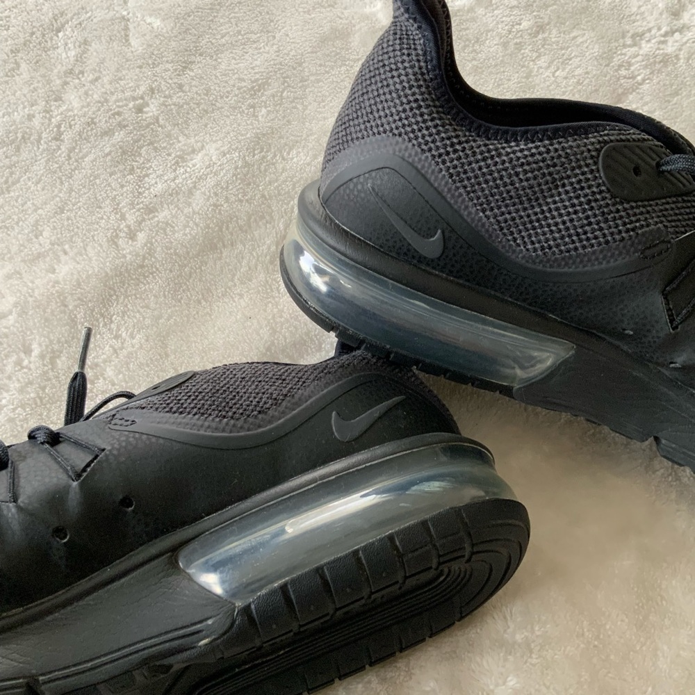 NIKE Air Max Sneakers - Picture 6 of 8
